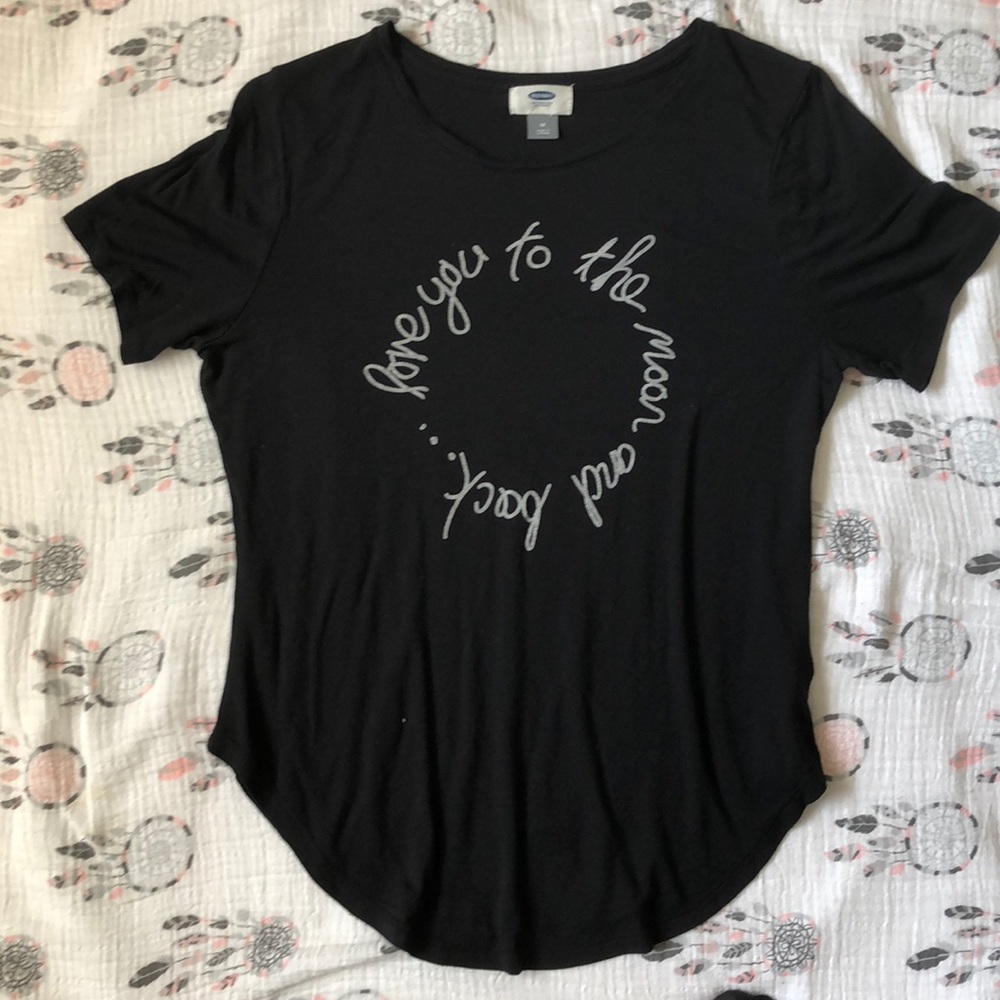 Black Old Navy shirt